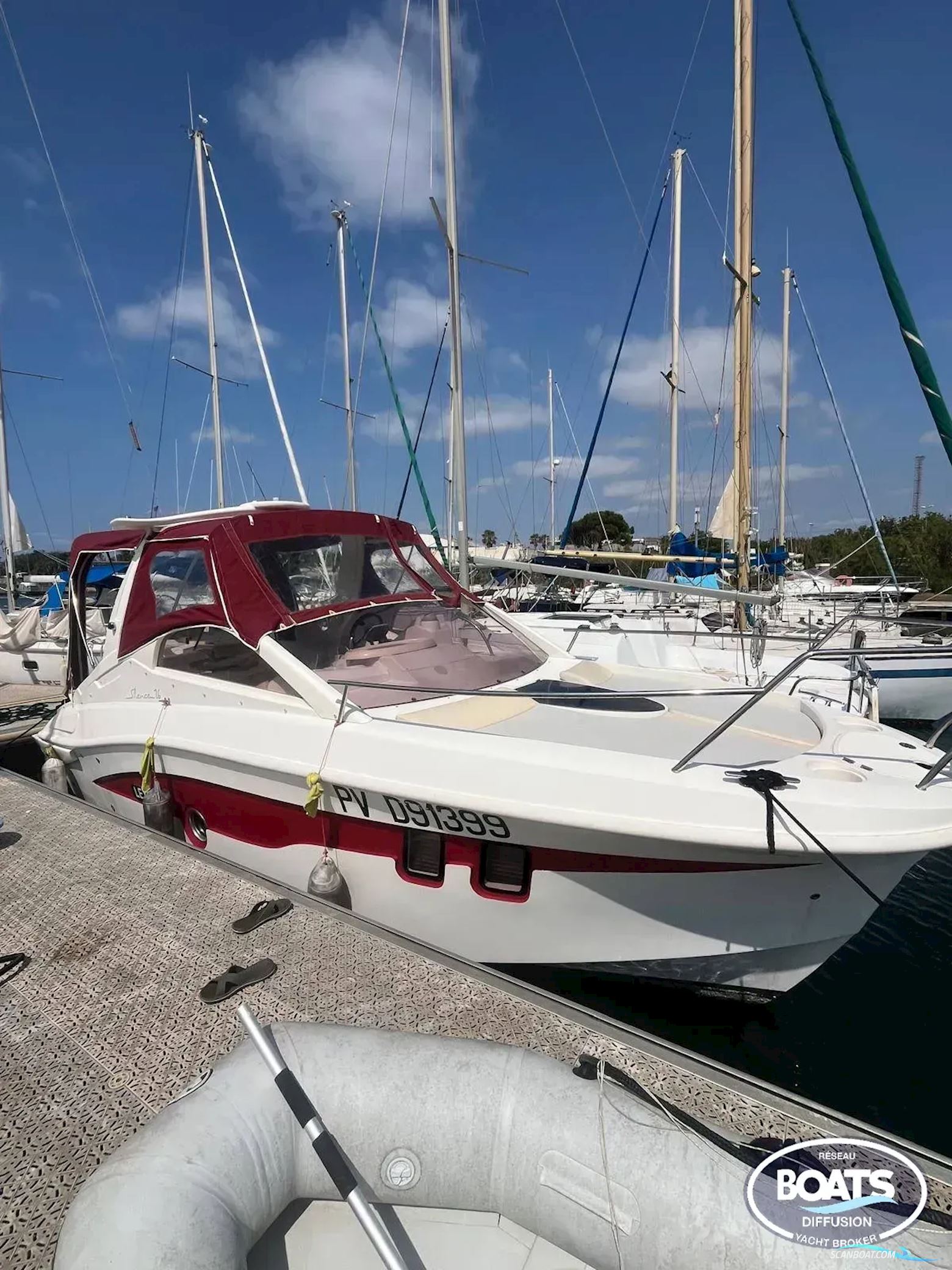 Lexsia  Silence 26 Motorboat 2009, with Volvo Penta  engine, France