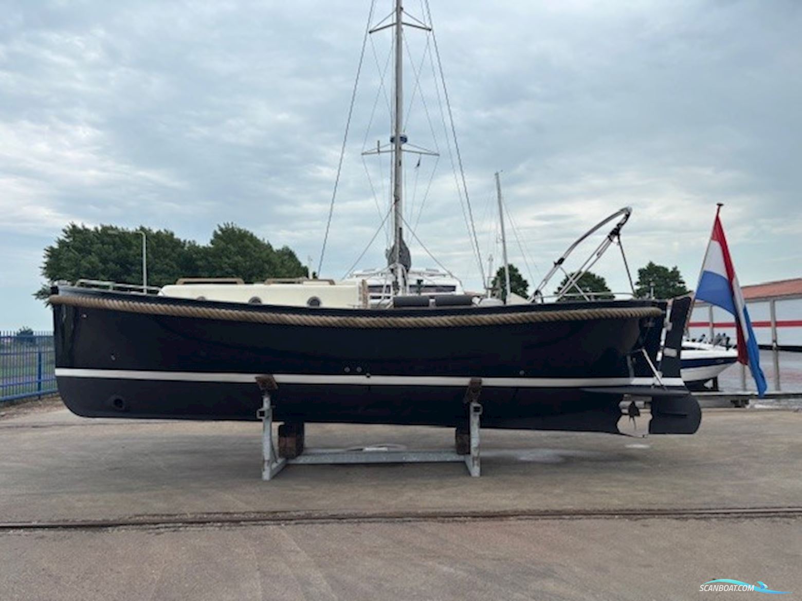Lifestyle 9.60 Motorboat 2009, with Vetus diesel engine, The Netherlands