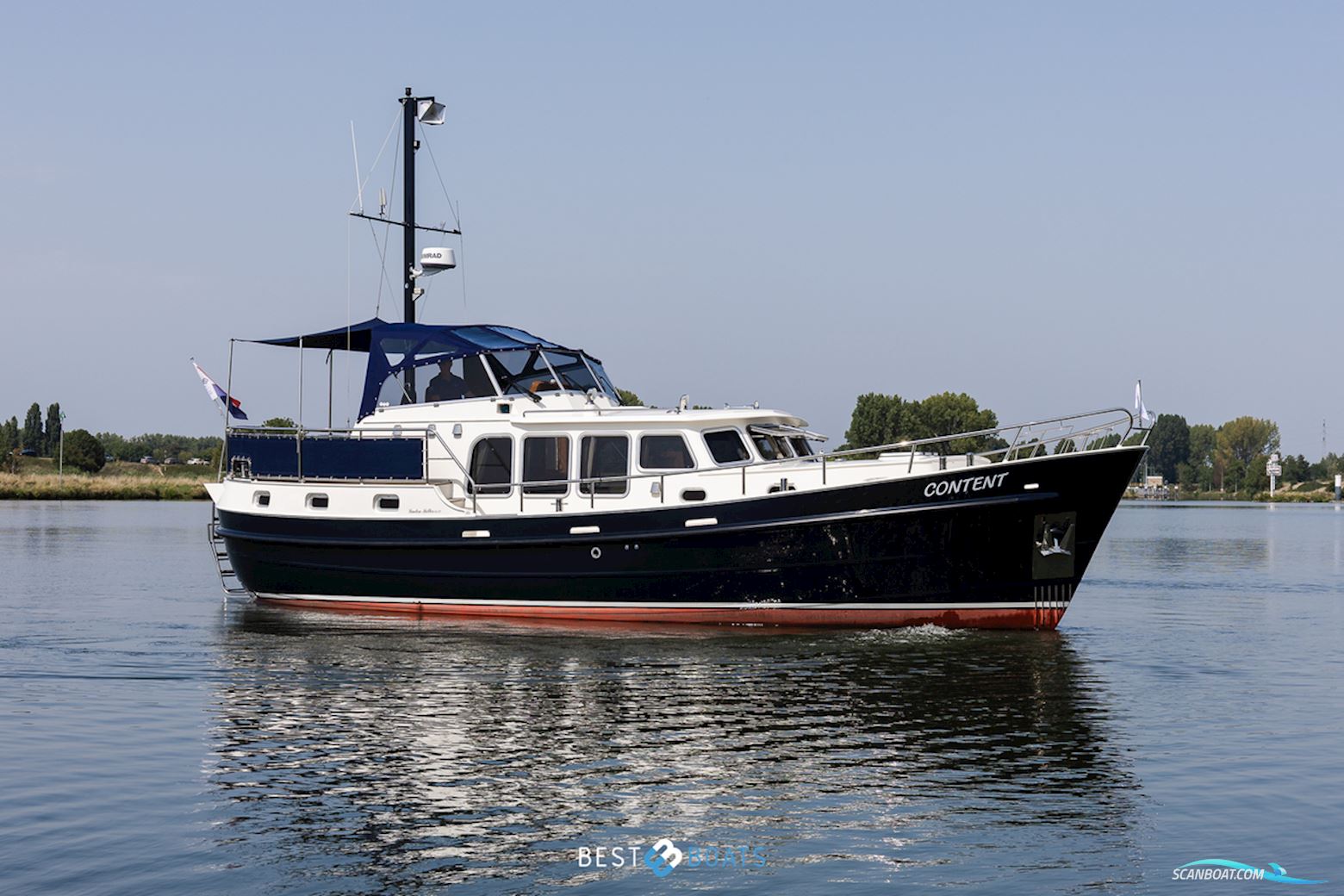 Linden Spitsgatkotter 13.70 Motorboat 2011, with Perkins is een Brits merk dat wereldwijd bekendstaat om zijn betrouwbare dieselmotoren, vooral voor schepen, landbouw- en industriële toepassingen. Z engine, The Netherlands