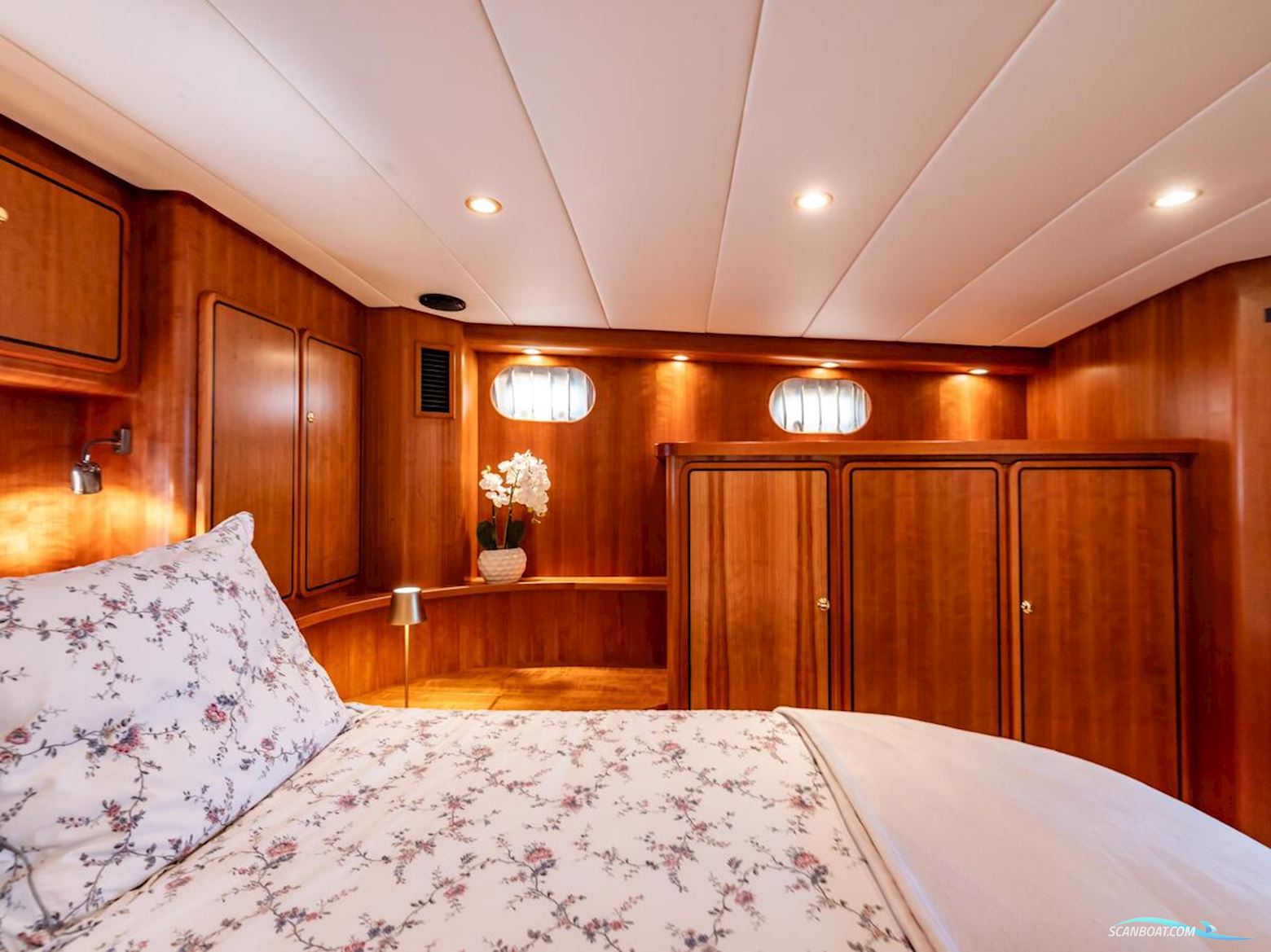 Linssen  Grand Sturdy 500 Variotop