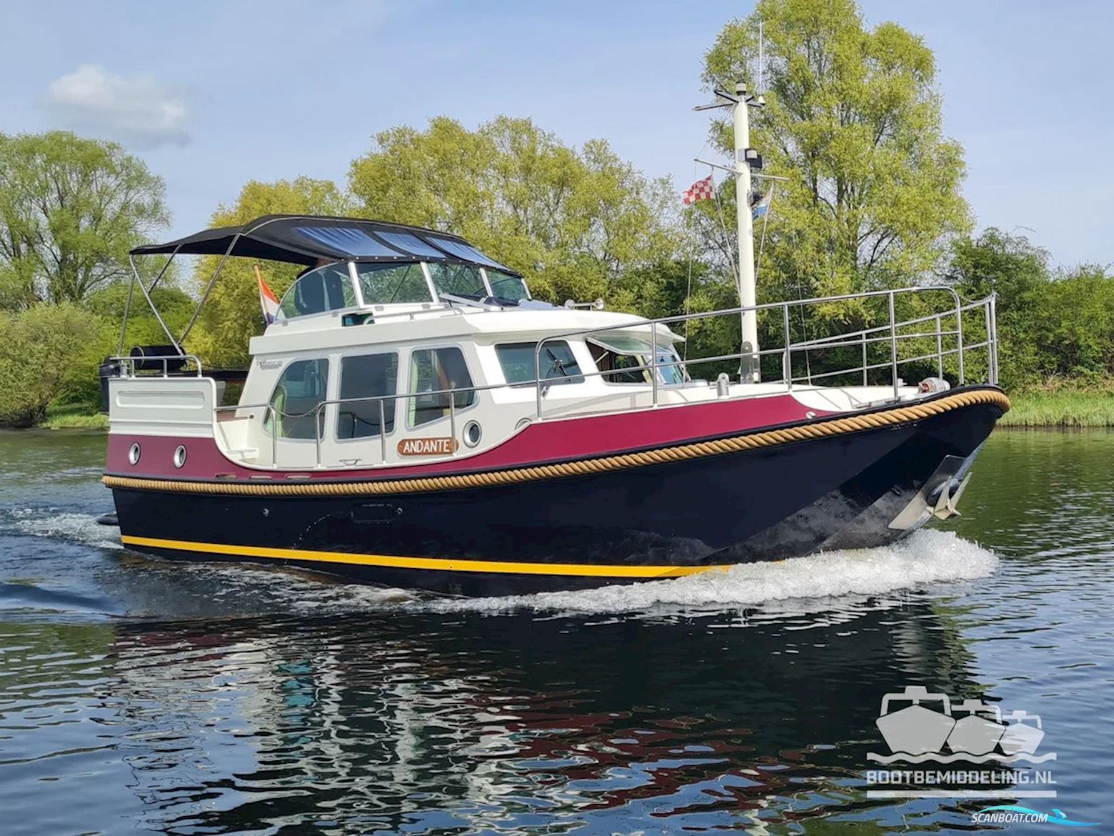 Linssen Dutch Sturdy 320 AC Royal Motorboat 1998, with Volvo Penta engine, The Netherlands