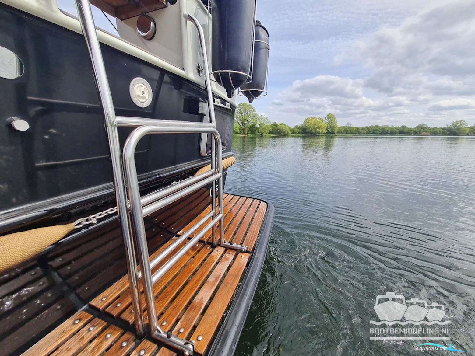 Linssen Dutch Sturdy 320 AC Royal