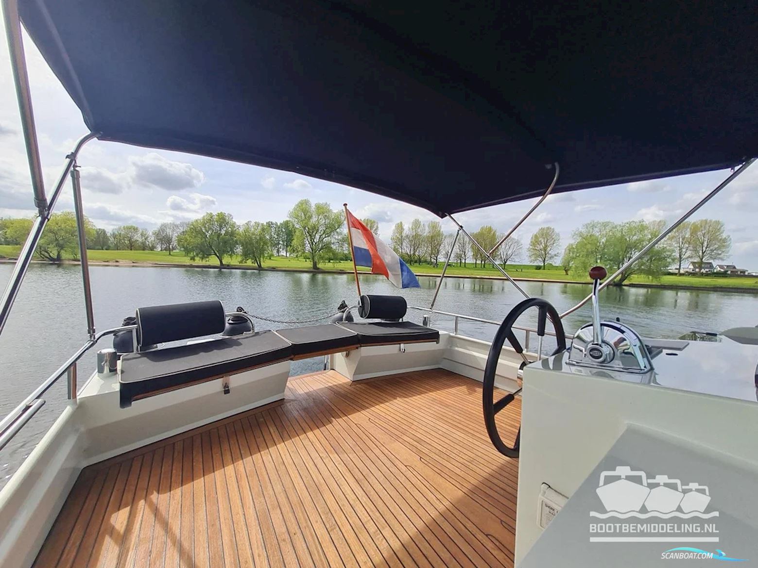 Linssen Dutch Sturdy 320 AC Royal