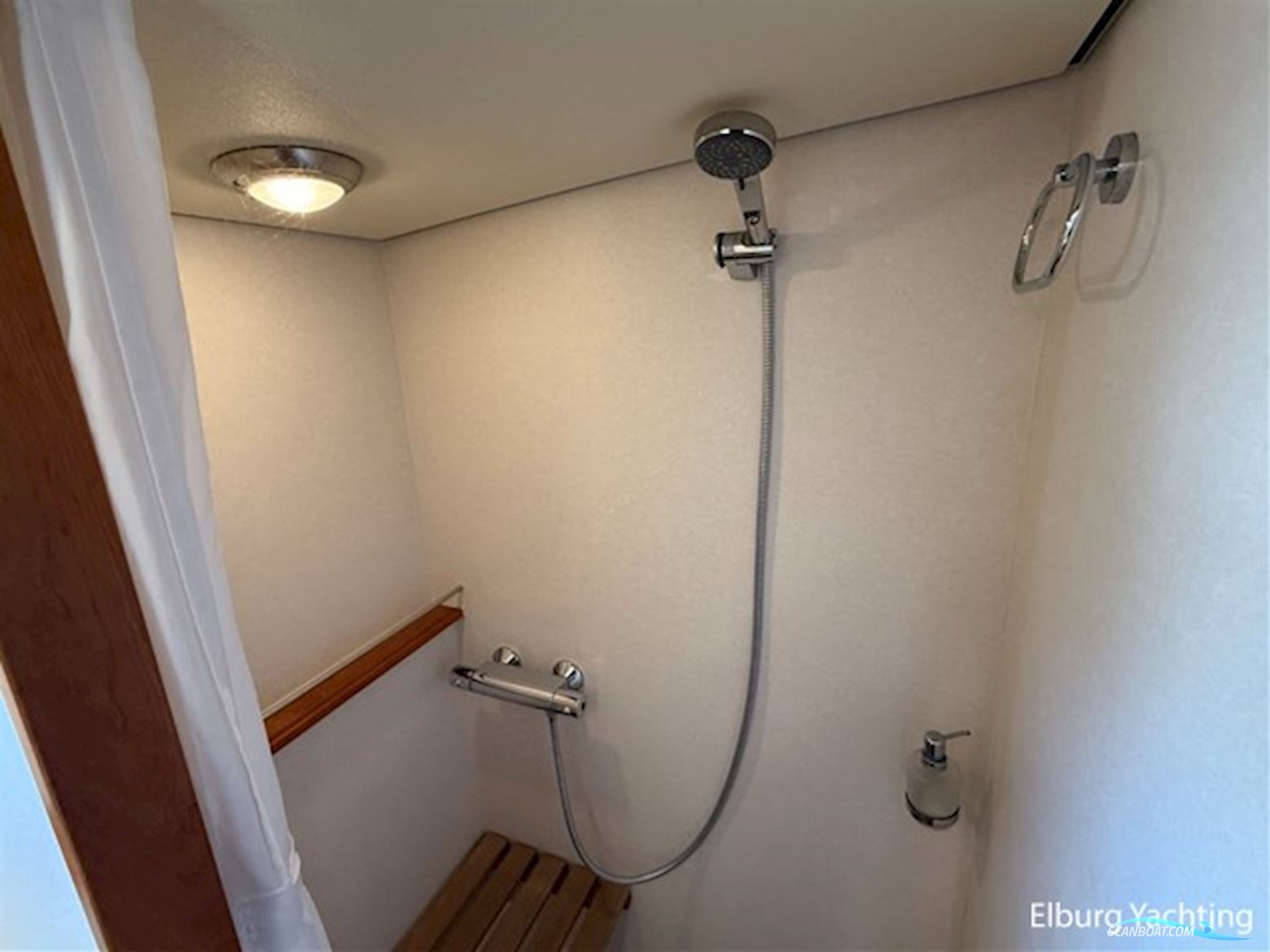 Linssen Grand Sturdy - 43.9 AC 