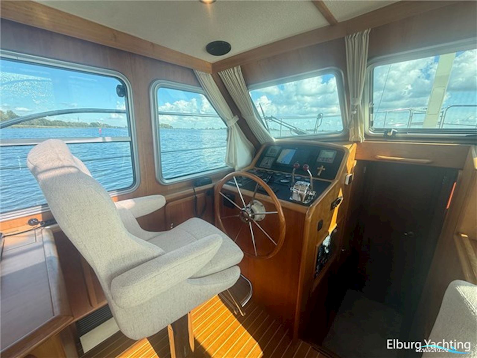 Linssen Grand Sturdy 380 - Sedan