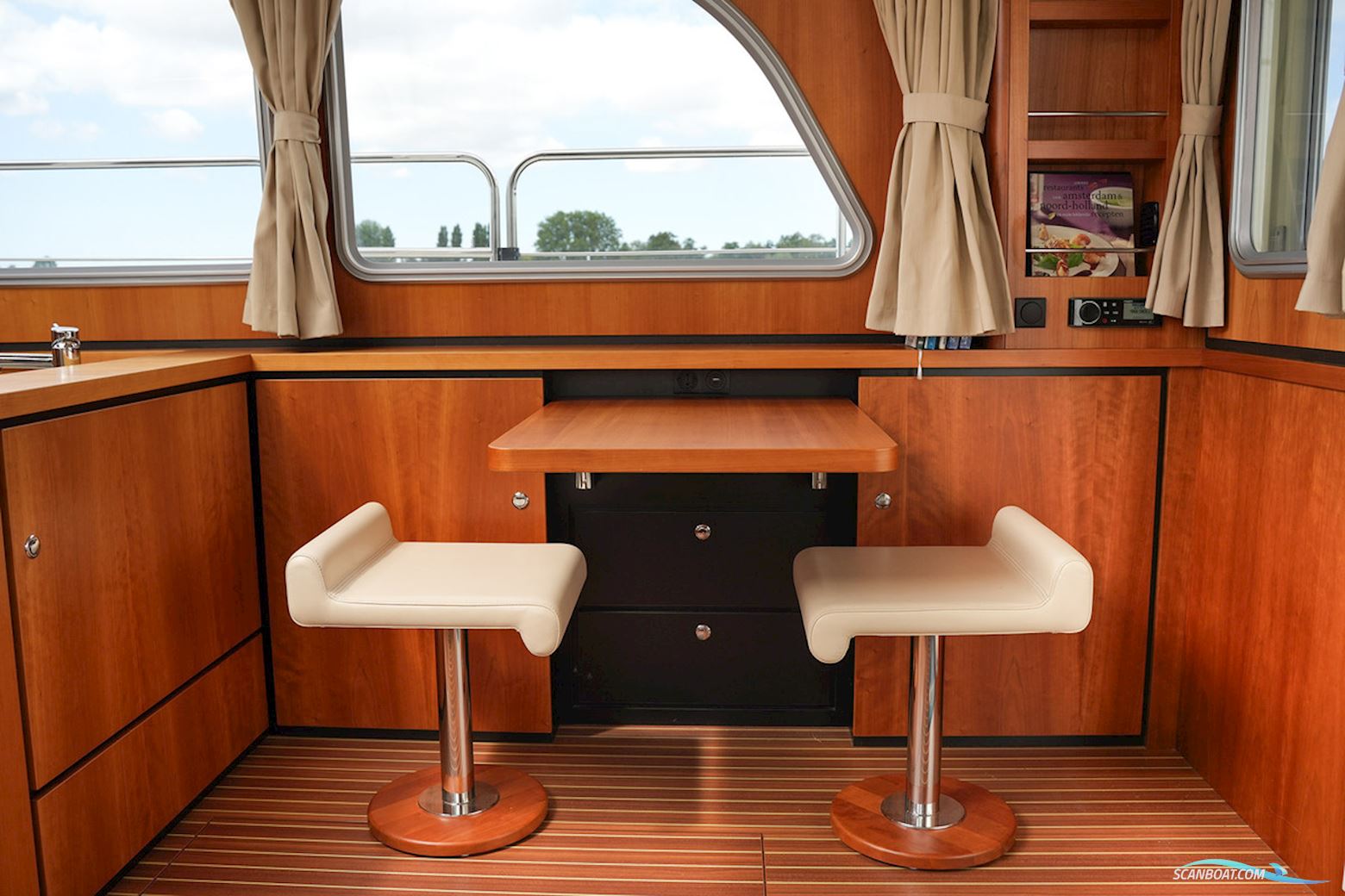 Linssen Grand Sturdy 40.0 sedan