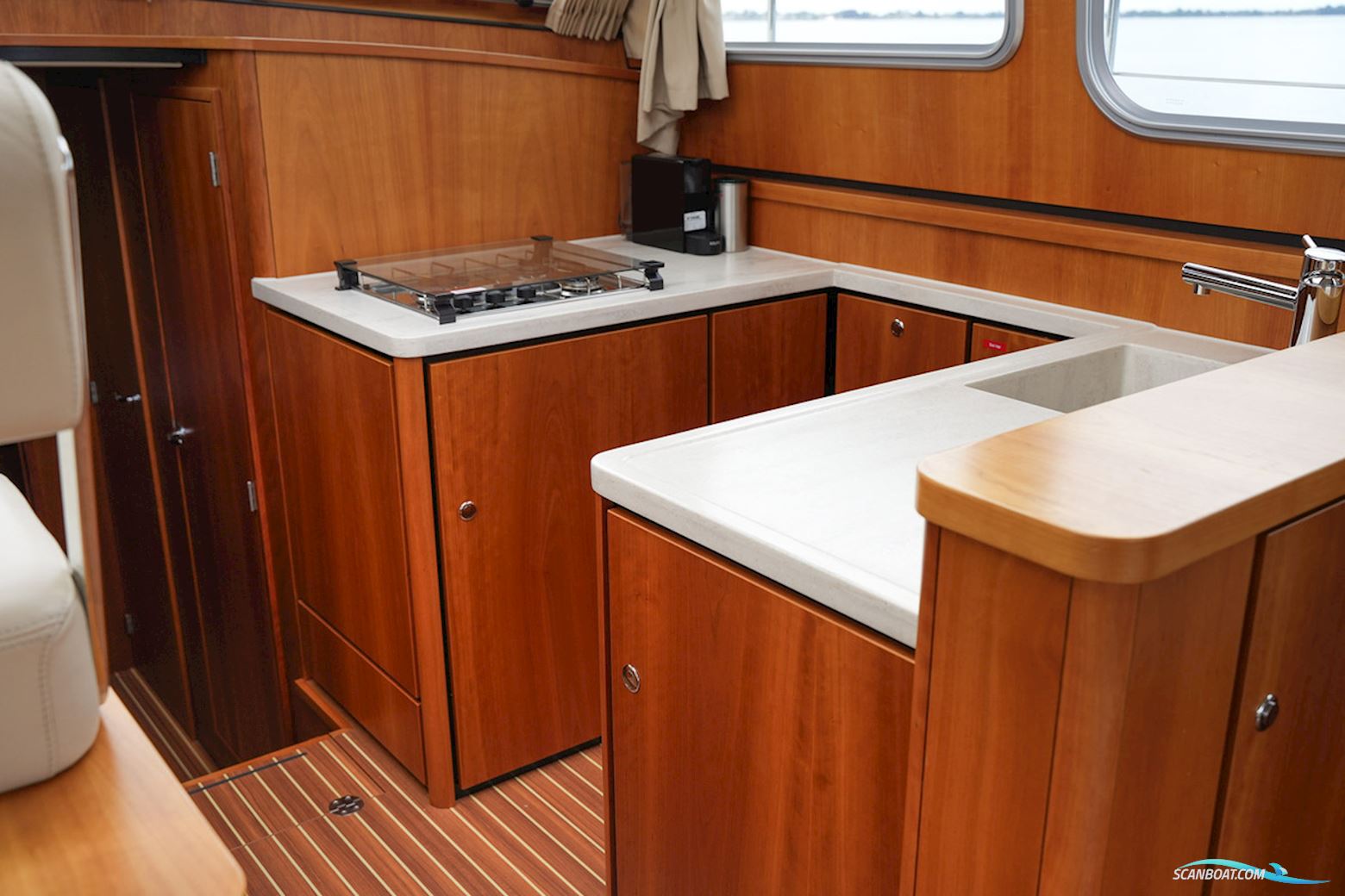 Linssen Grand Sturdy 40.0 sedan