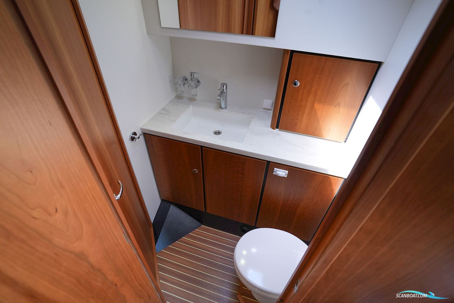 Linssen Grand Sturdy 40.0 sedan