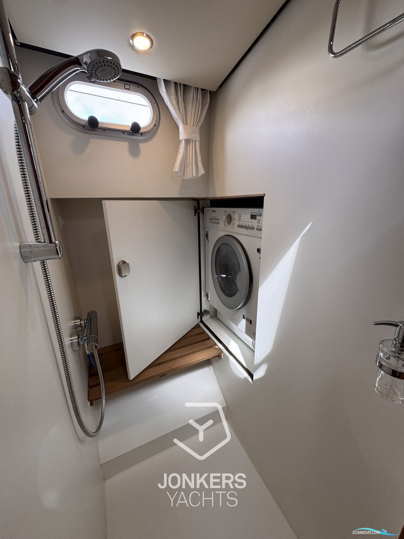 Linssen GRAND STURDY 40.9 AC TWIN "BRILLIANT EDITION"