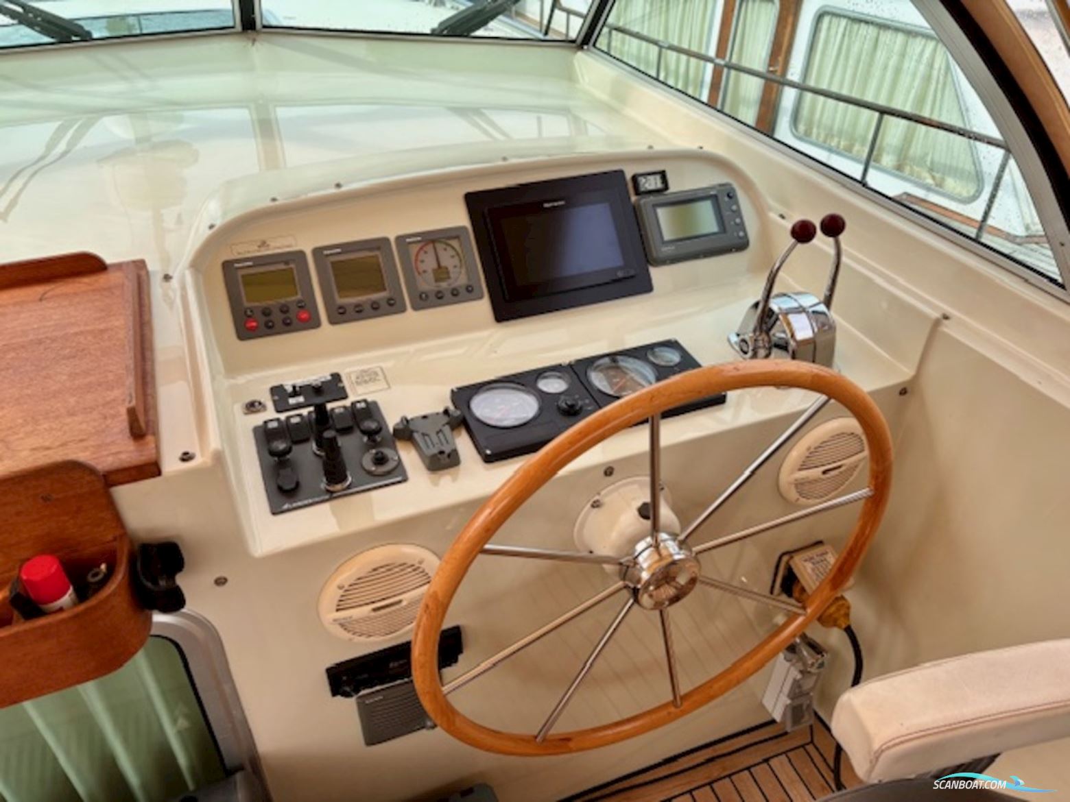 Linssen Grand Sturdy 410 AC Twin