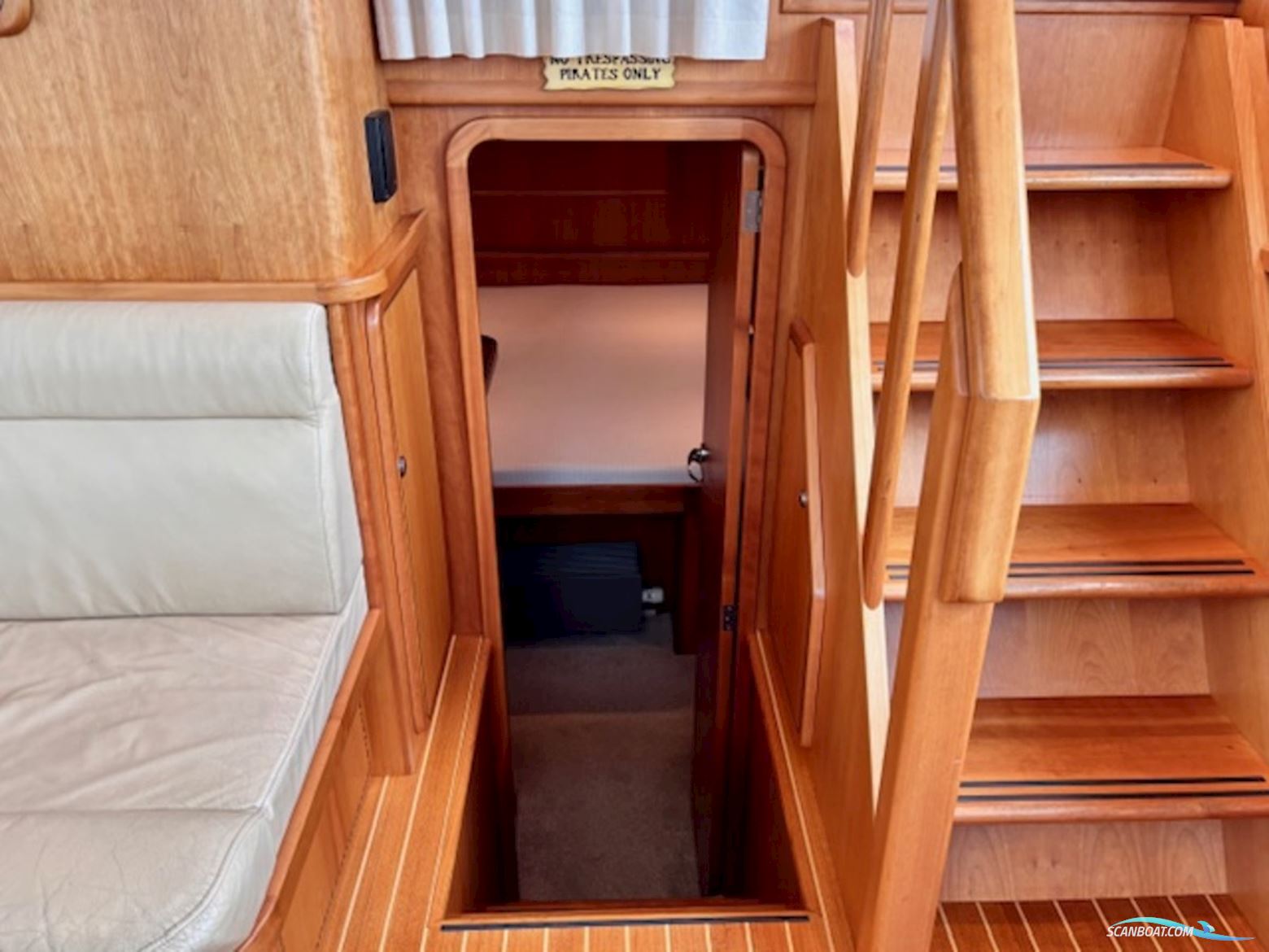 Linssen Grand Sturdy 410 AC Twin