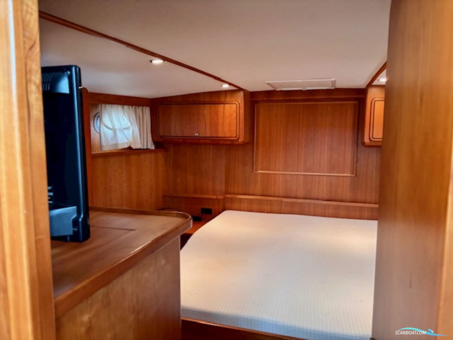 Linssen Grand Sturdy 410 AC Twin