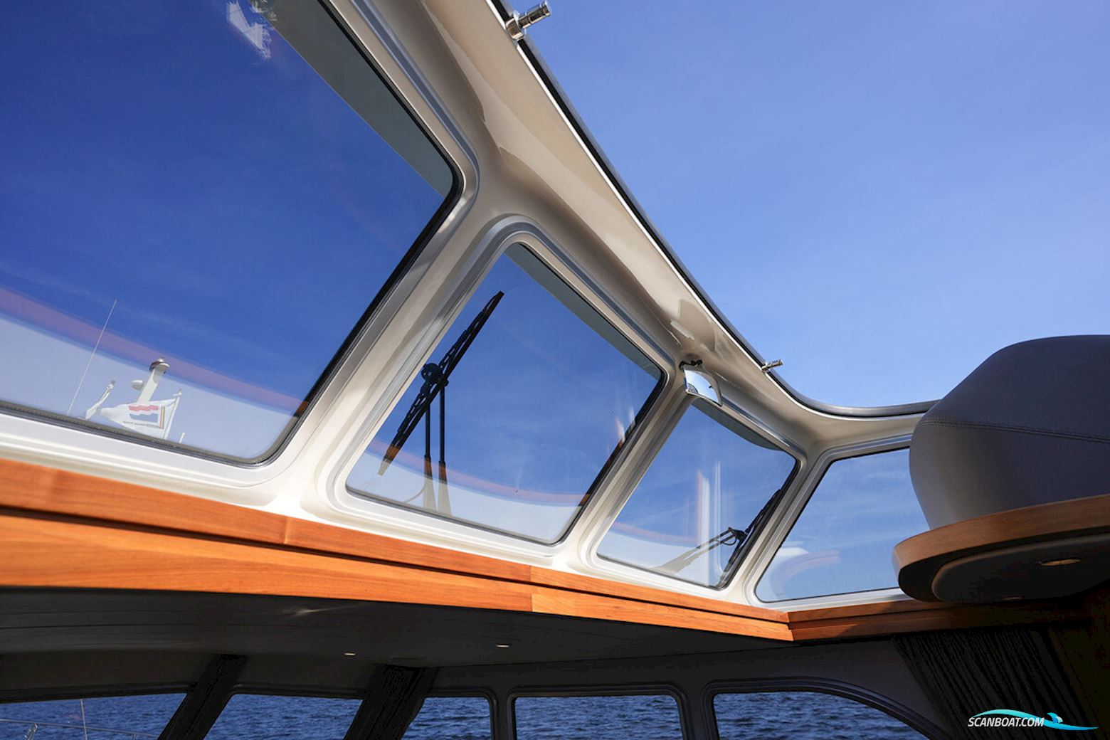 Linssen Grand Sturdy 410 AC Variotop Met Stabilisator
