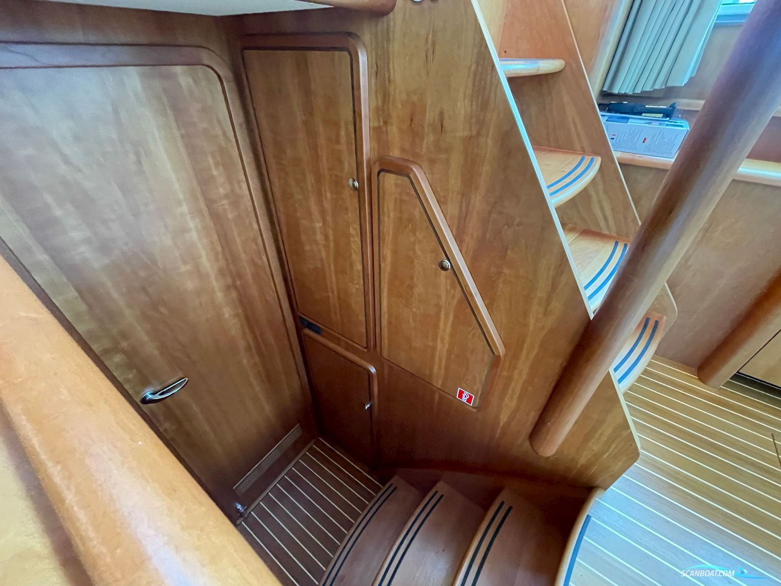 Linssen Grand Sturdy 430 AC MKII Twin Met Stabilizers