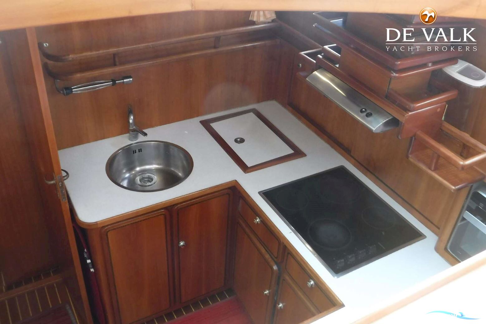 Linssen Grand Sturdy 430 AC Twin