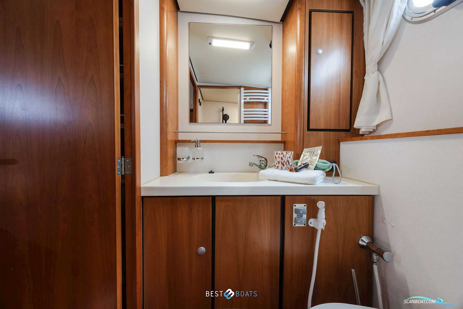 Linssen Grand Sturdy 45.9 AC Twin