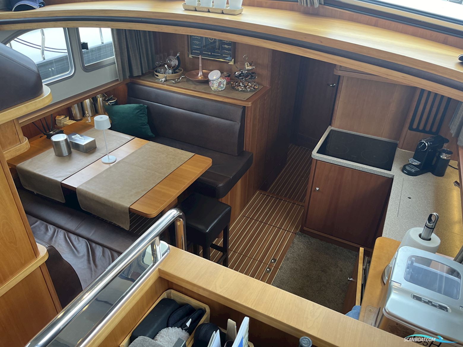 Linssen Grand Sturdy 470 Sedan Wheelhouse