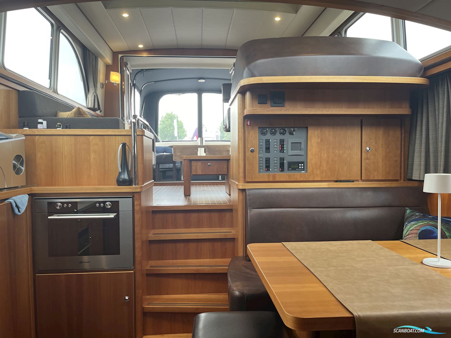 Linssen Grand Sturdy 470 Sedan Wheelhouse