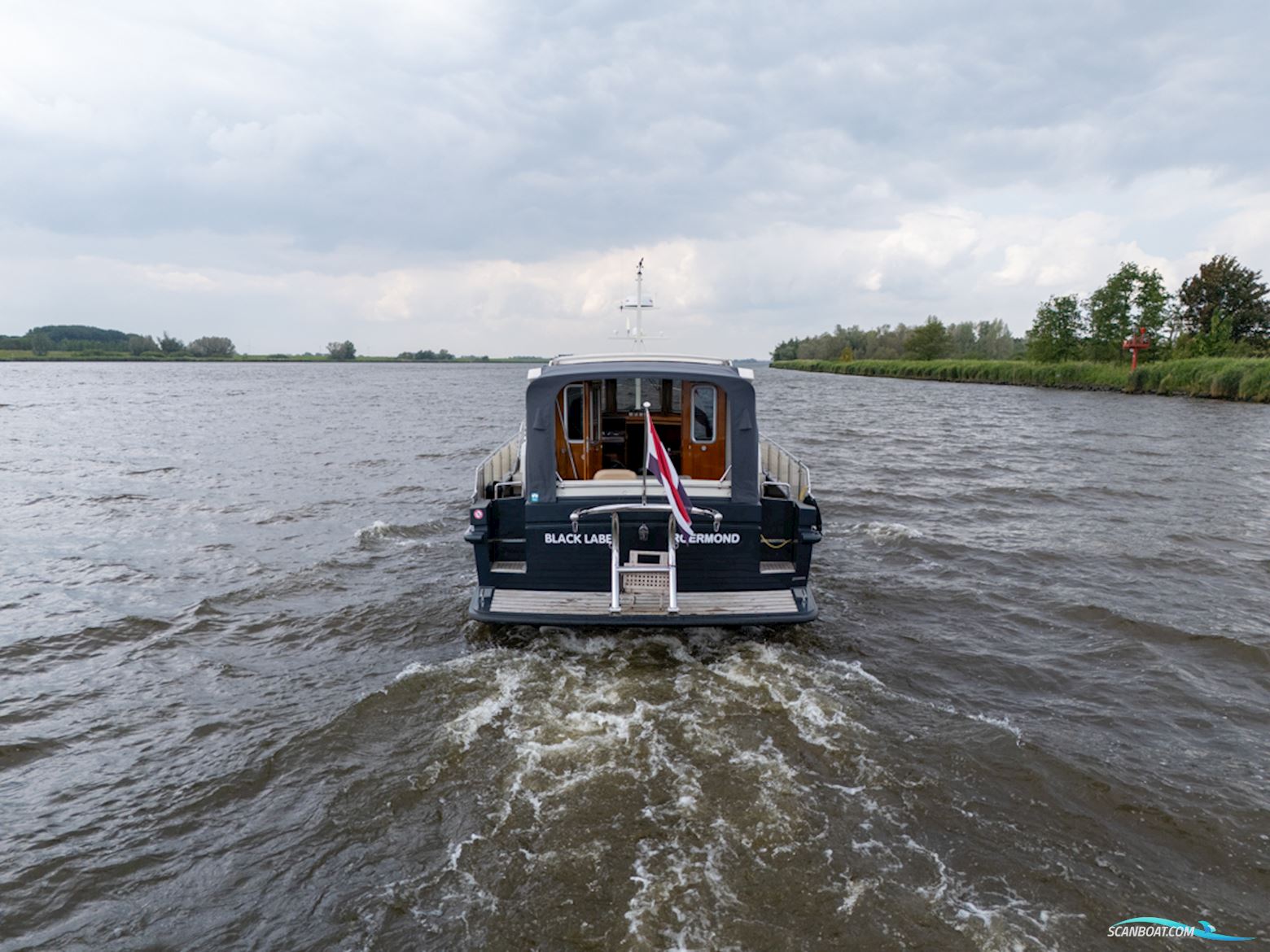 Linssen Grand Sturdy 470 Sedan Wheelhouse