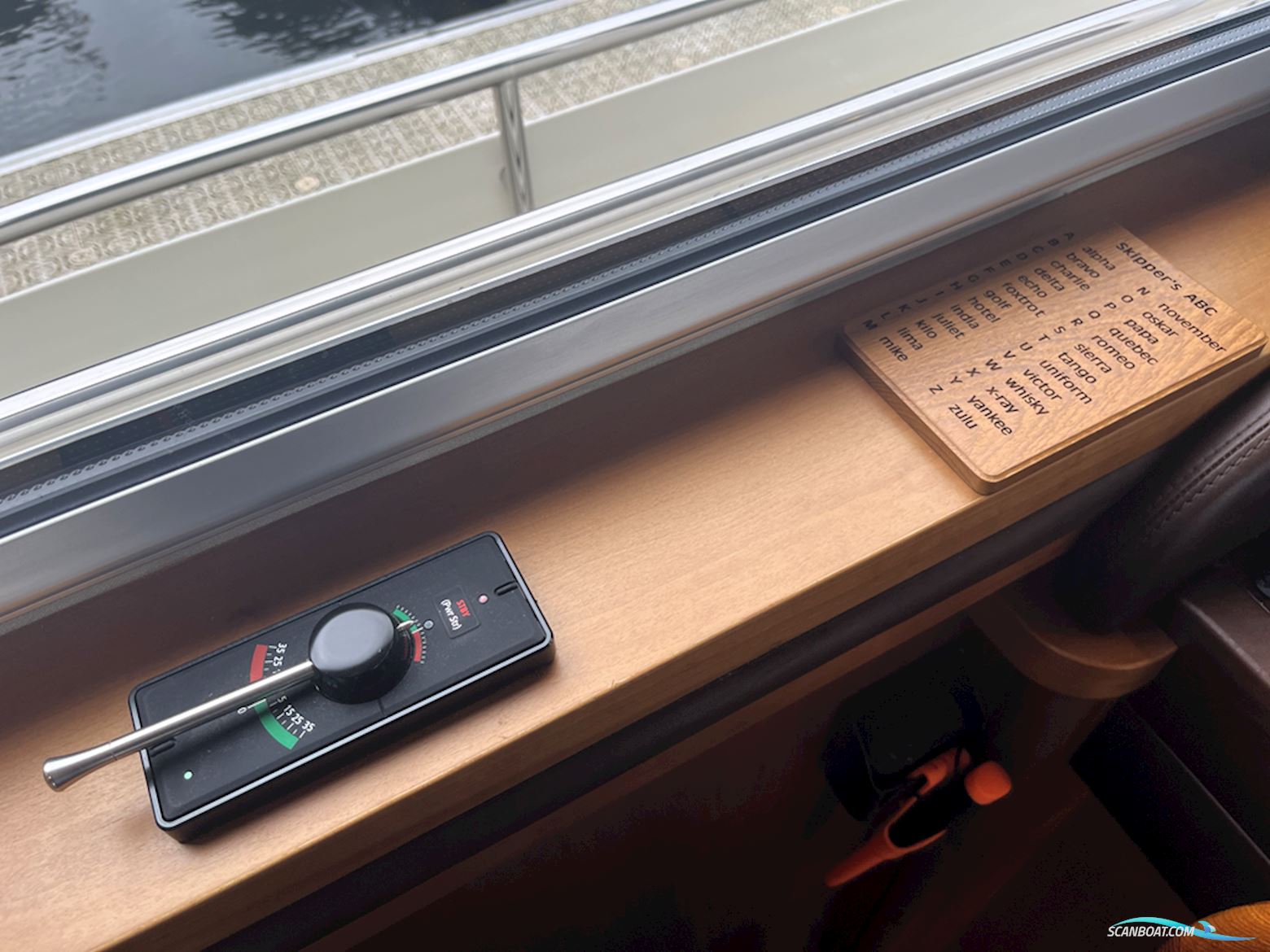 Linssen Grand Sturdy 470 Sedan Wheelhouse