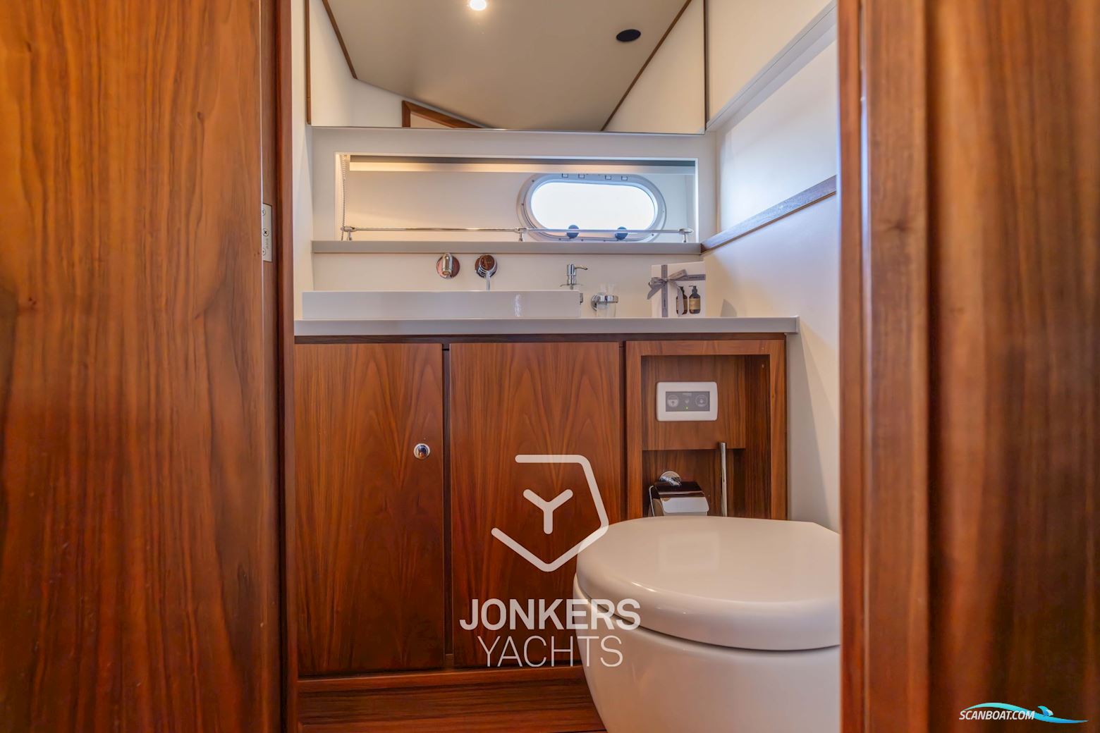 Linssen Grand Sturdy 590 AC Wheelhouse