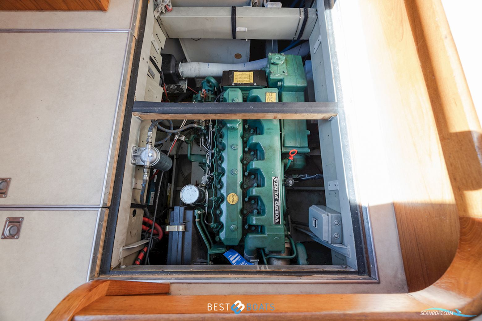 Linssen St. Jozef 1050 Salon AK-L