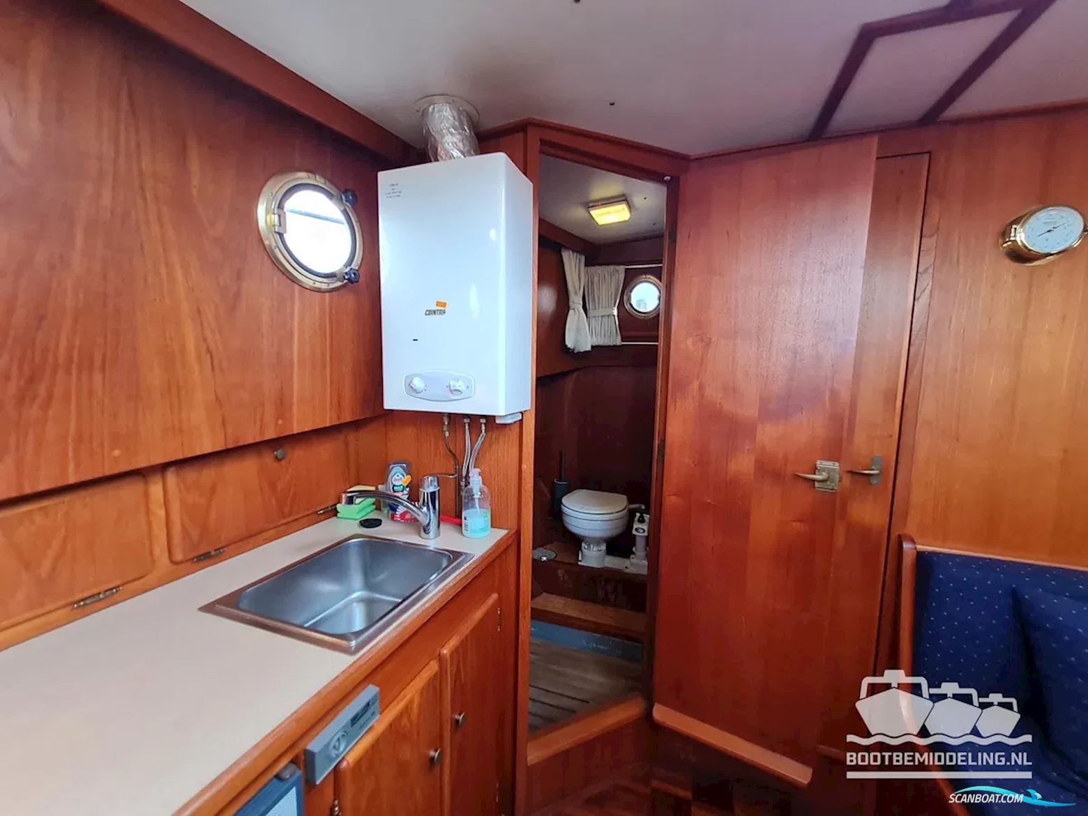 Linssen Sturdy 1000 AC Royal