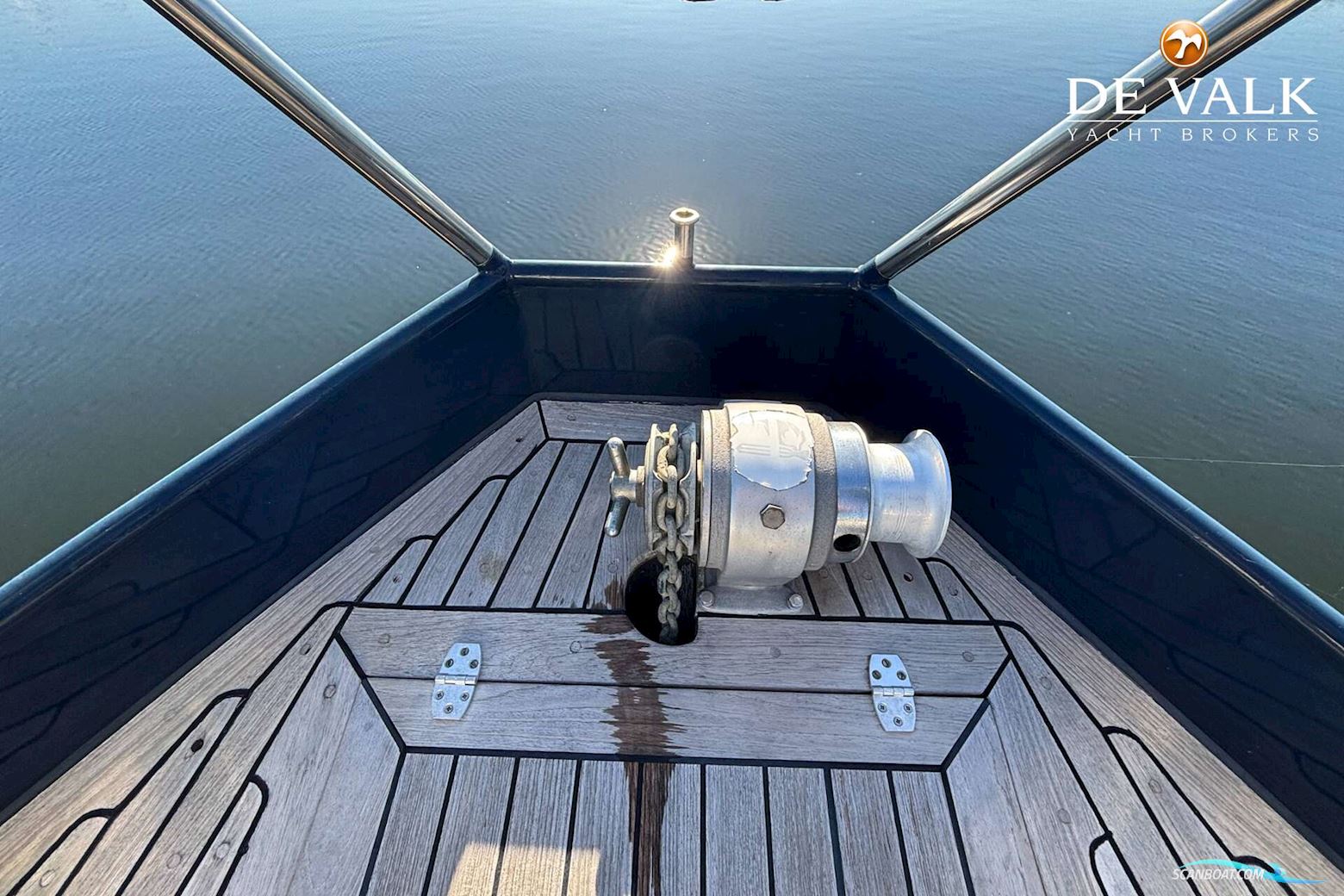 Linssen STURDY 1000 AC ROYAL