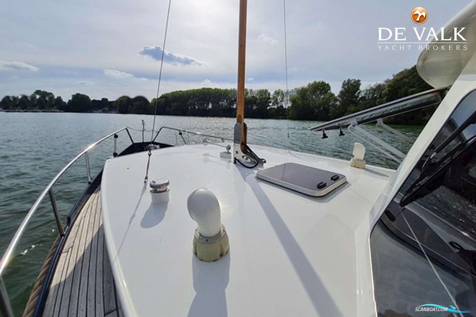 Linssen STURDY 1000 AC ROYAL