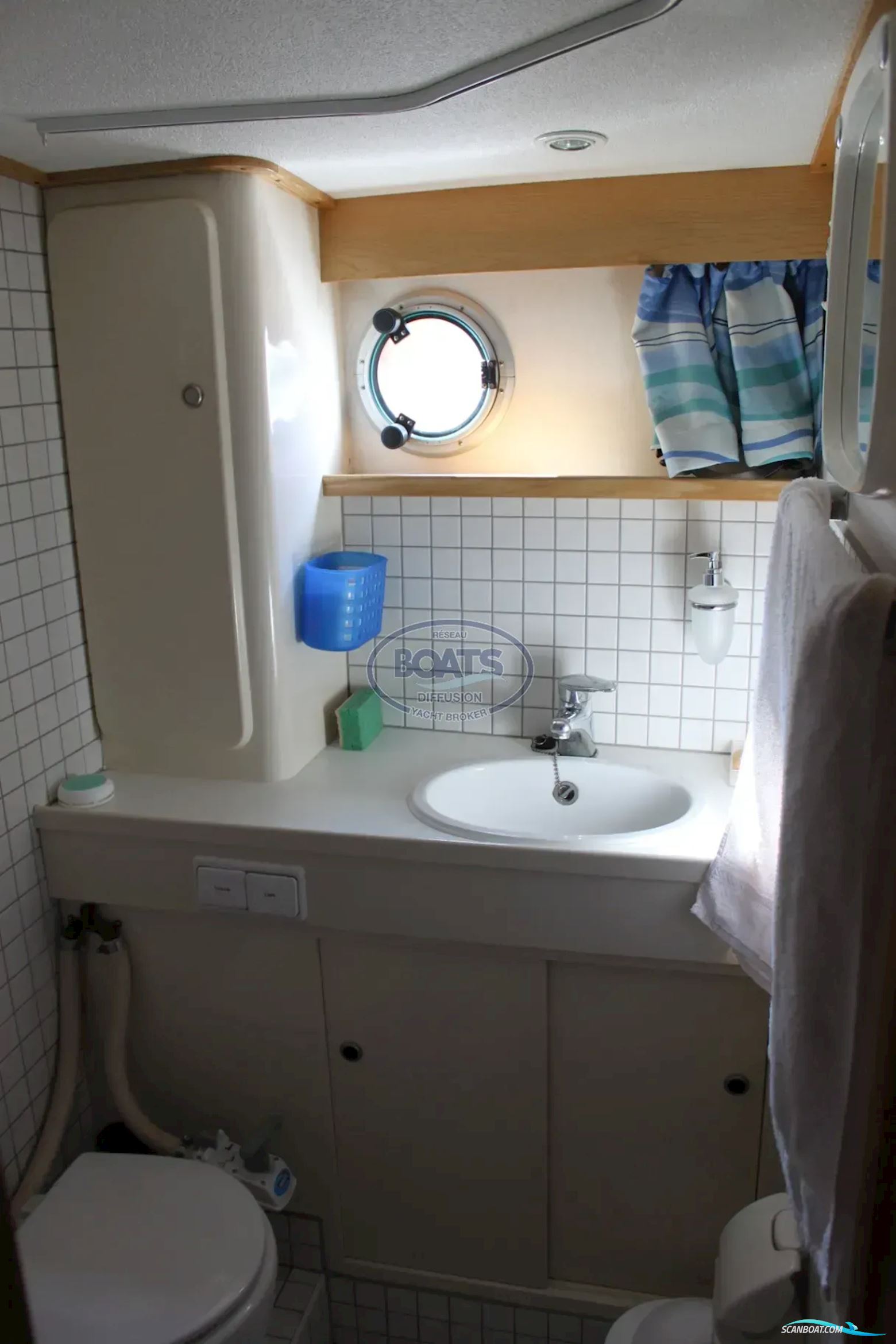 Linssen Sturdy Twin 40AC