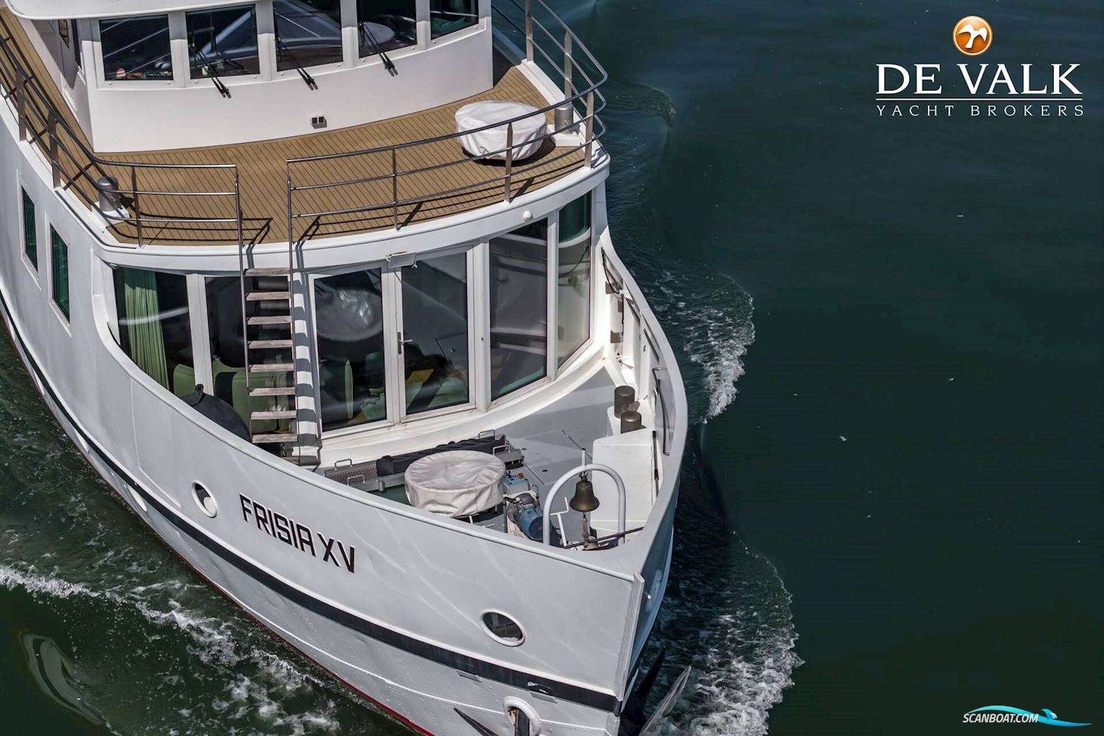 Live Aboard MY With Berth in Amsterdam