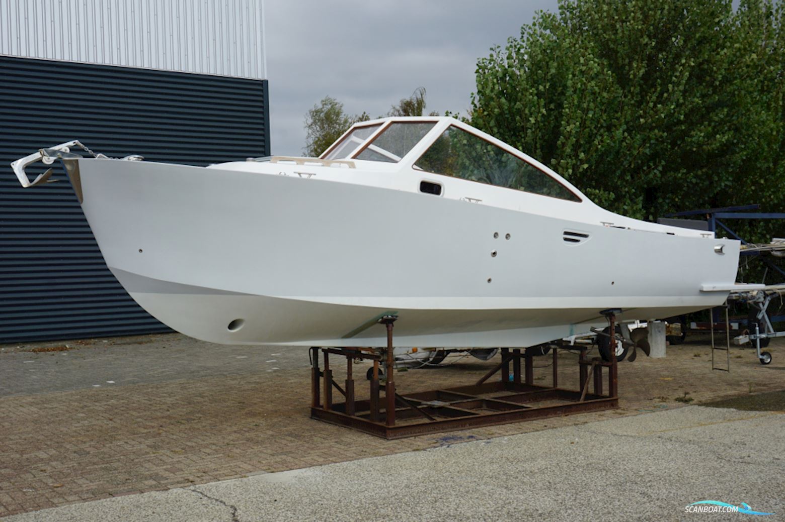 LOBSTER LB26 Classic Runabout