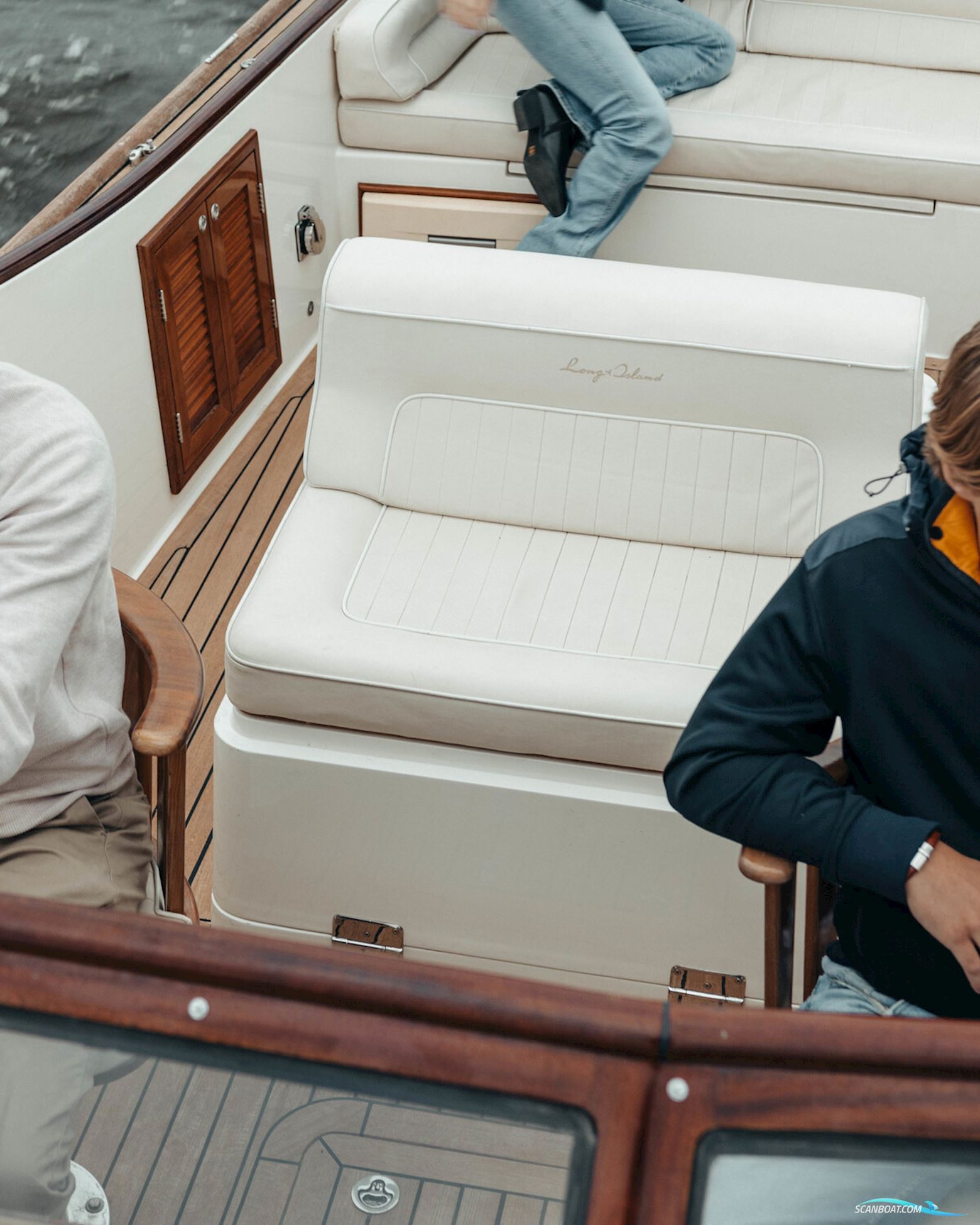 Long Island 25 Runabout