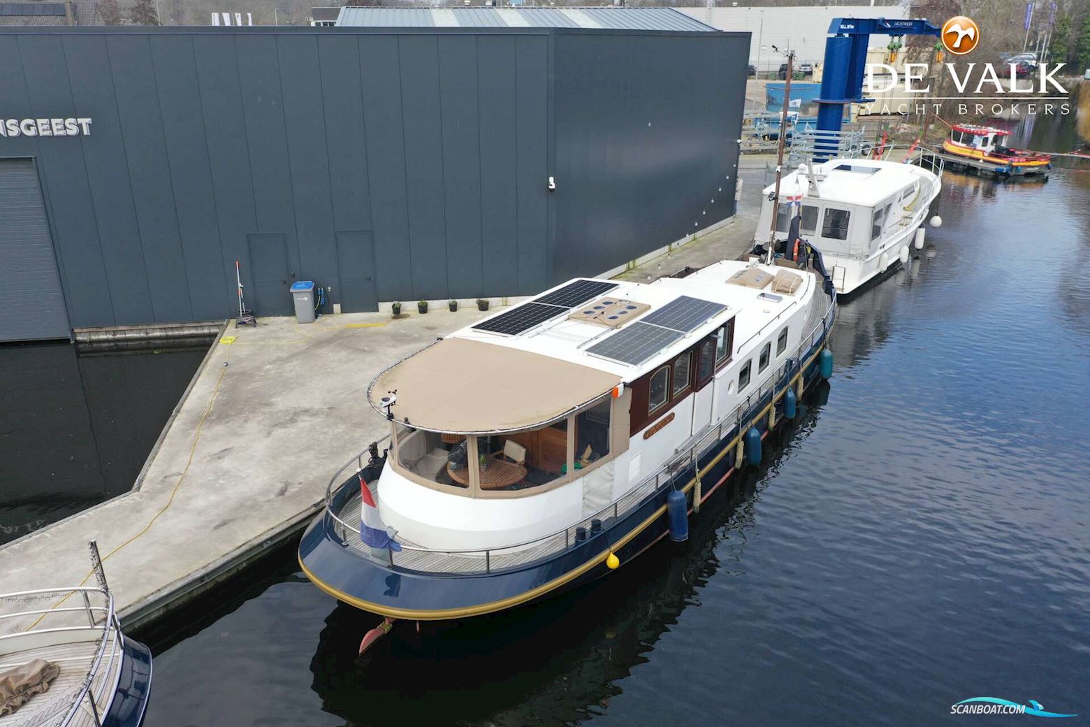 Luxe Motor 1900 Dutch Traveller