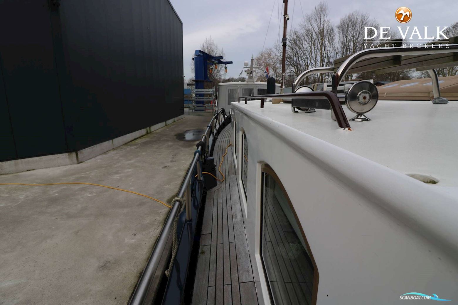 Luxe Motor 1900 Dutch Traveller