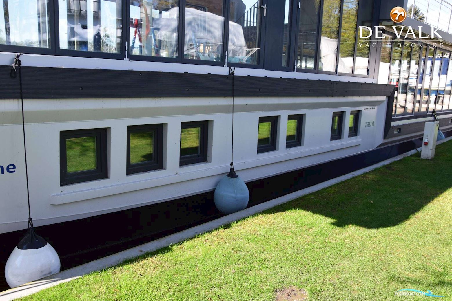 Luxe Motor 24 m