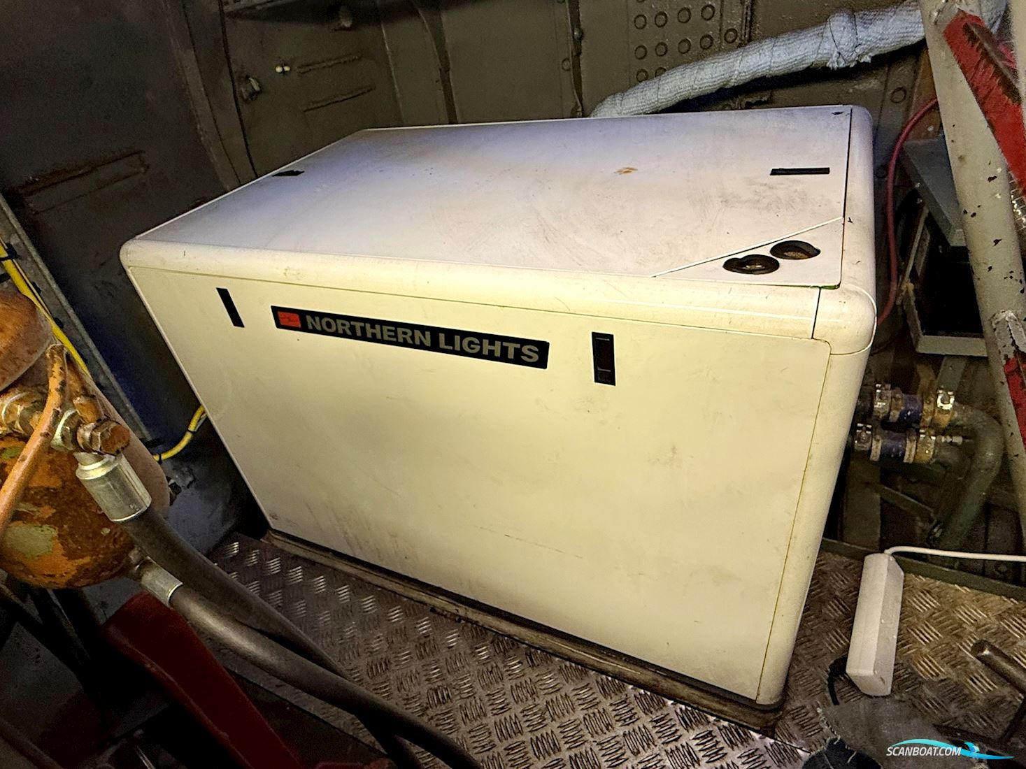 Luxe Motor Live Aboard