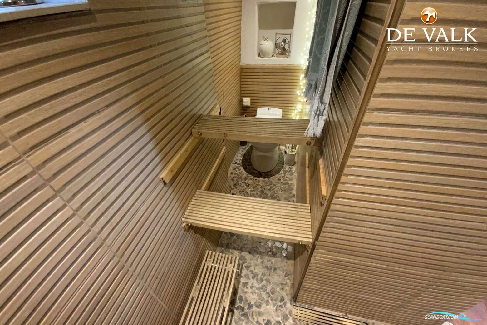 Luxe Motor Tjalk 23m