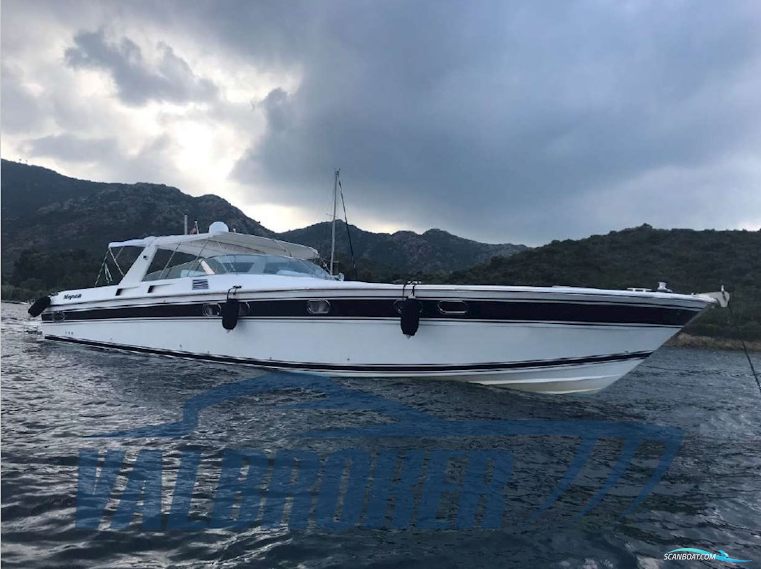 Magnum Marine Magnum 53' Sport Motorboat 1992, with MTU engine, Italy