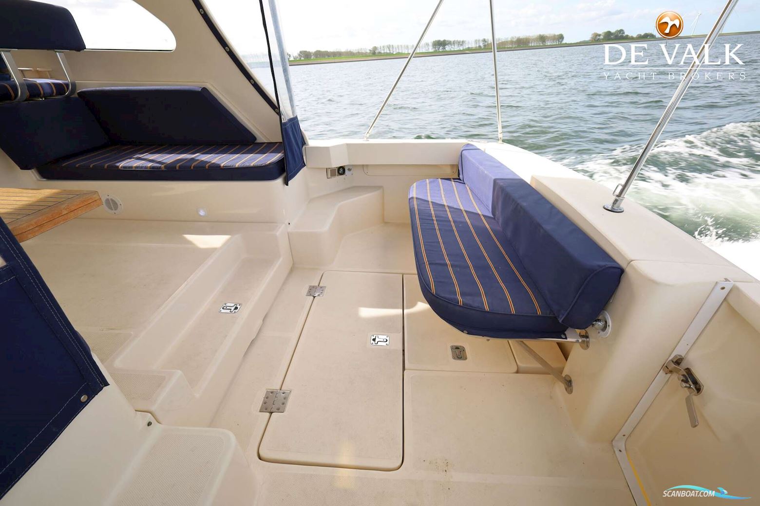 Mainship 34 Rumrunner II
