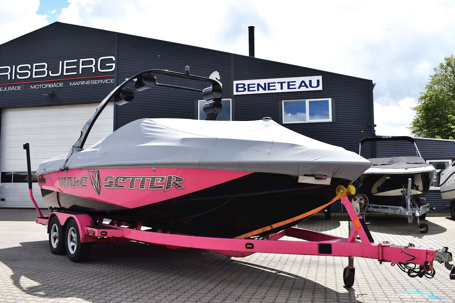 Malibu – 23Lsv Wake Setter – Massivt Nedsat
