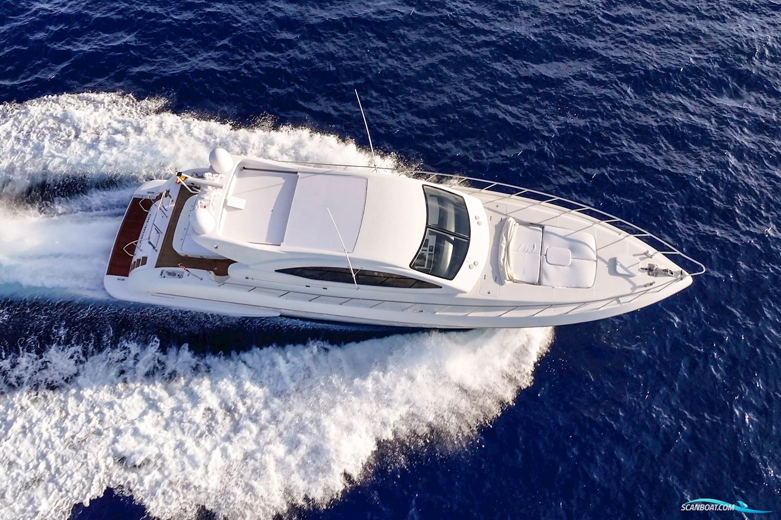 Mangusta 72
