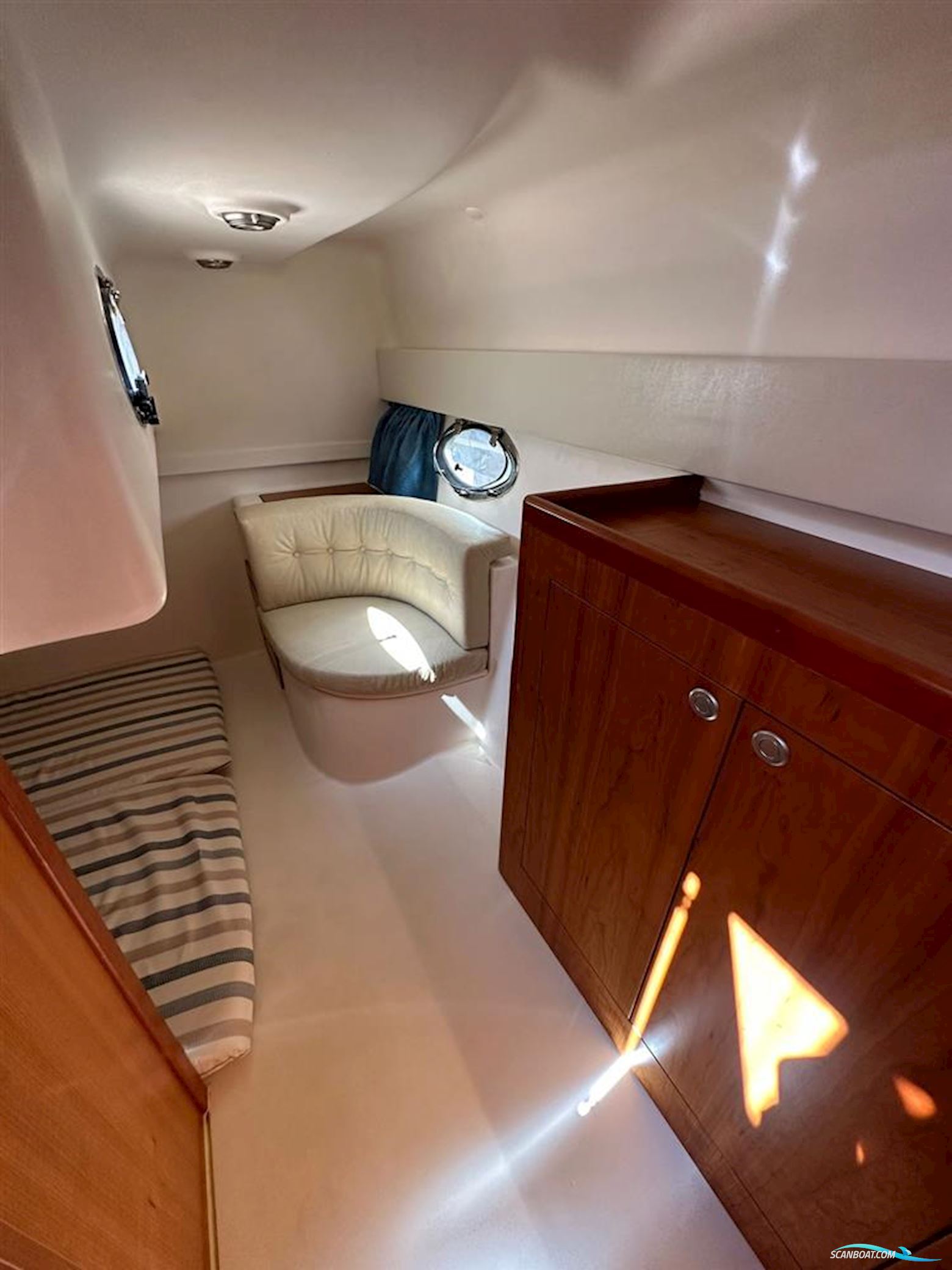 Mano Marine 32.50 Sport