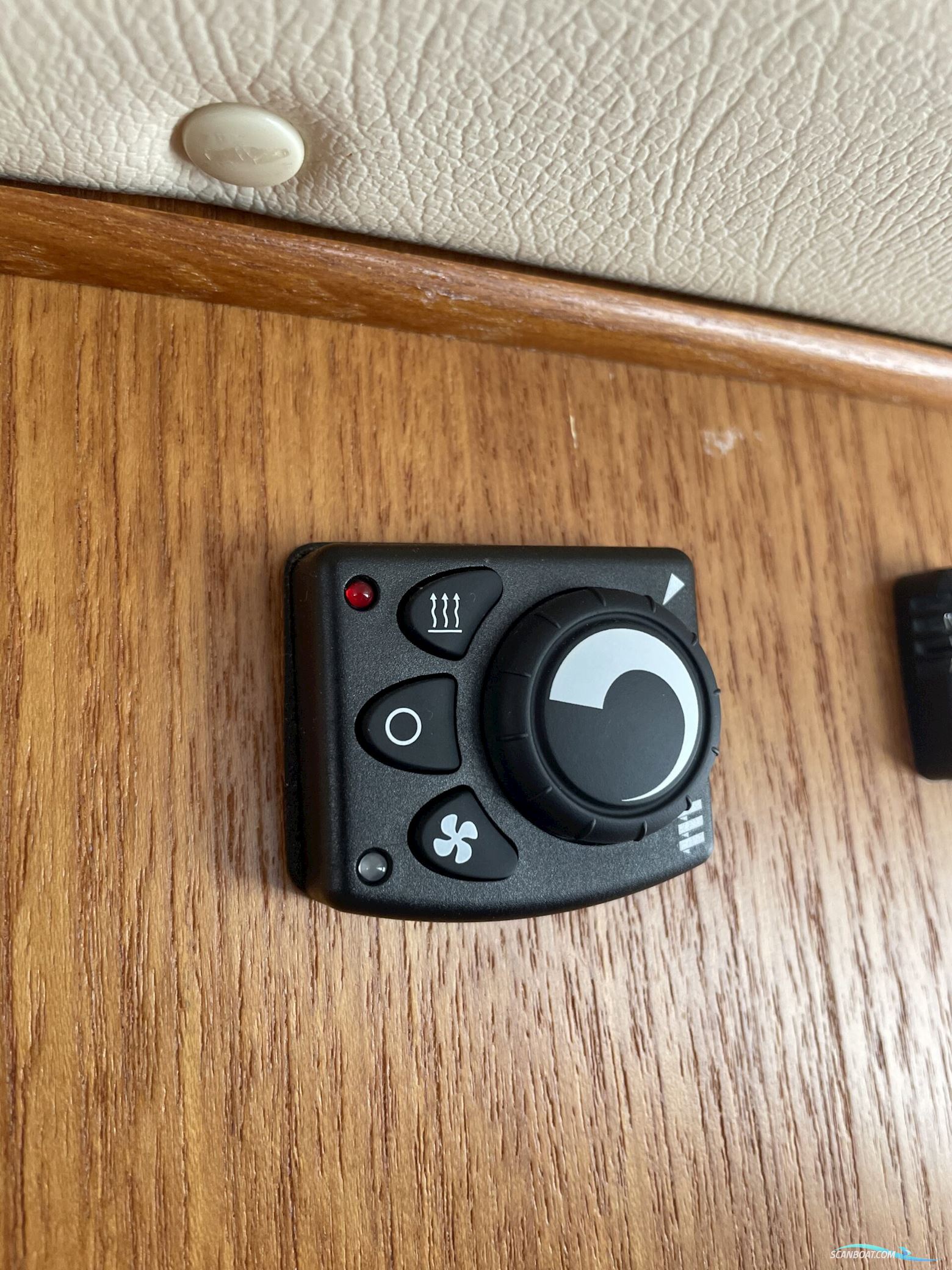 Marex 280 Holiday fra 2008, meget få motortimer.