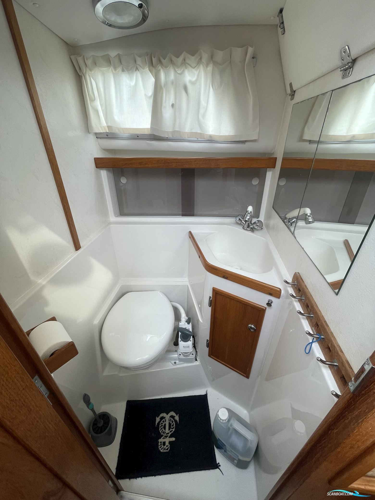 Marex 280 Holiday fra 2008, meget få motortimer.