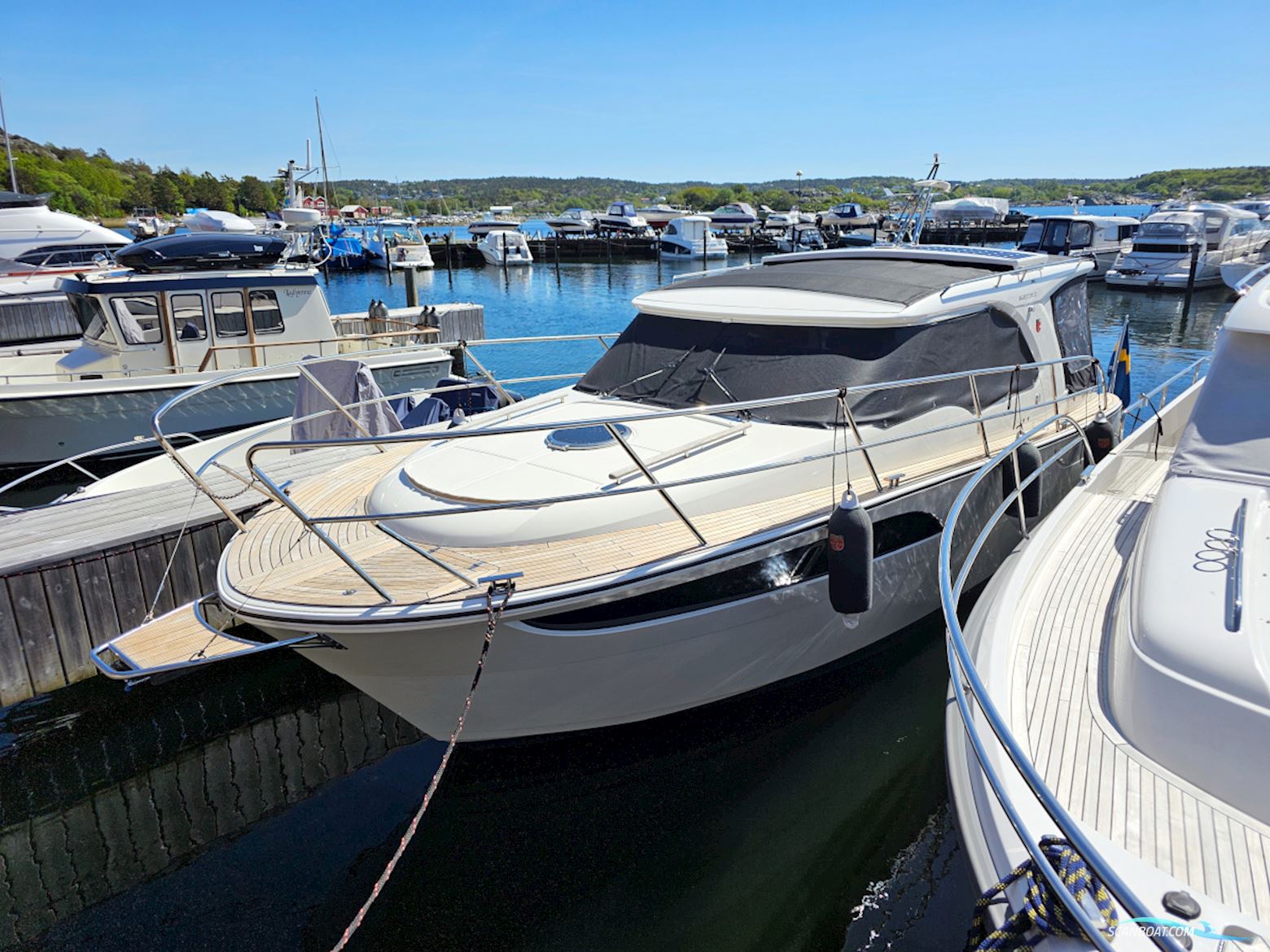 Marex 310 Sun Cruiser 2021 Volvo Penta D4-320 EVC Motorboat 2021, Sweden