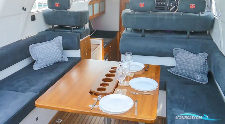 Marex 310 Sun Cruiser