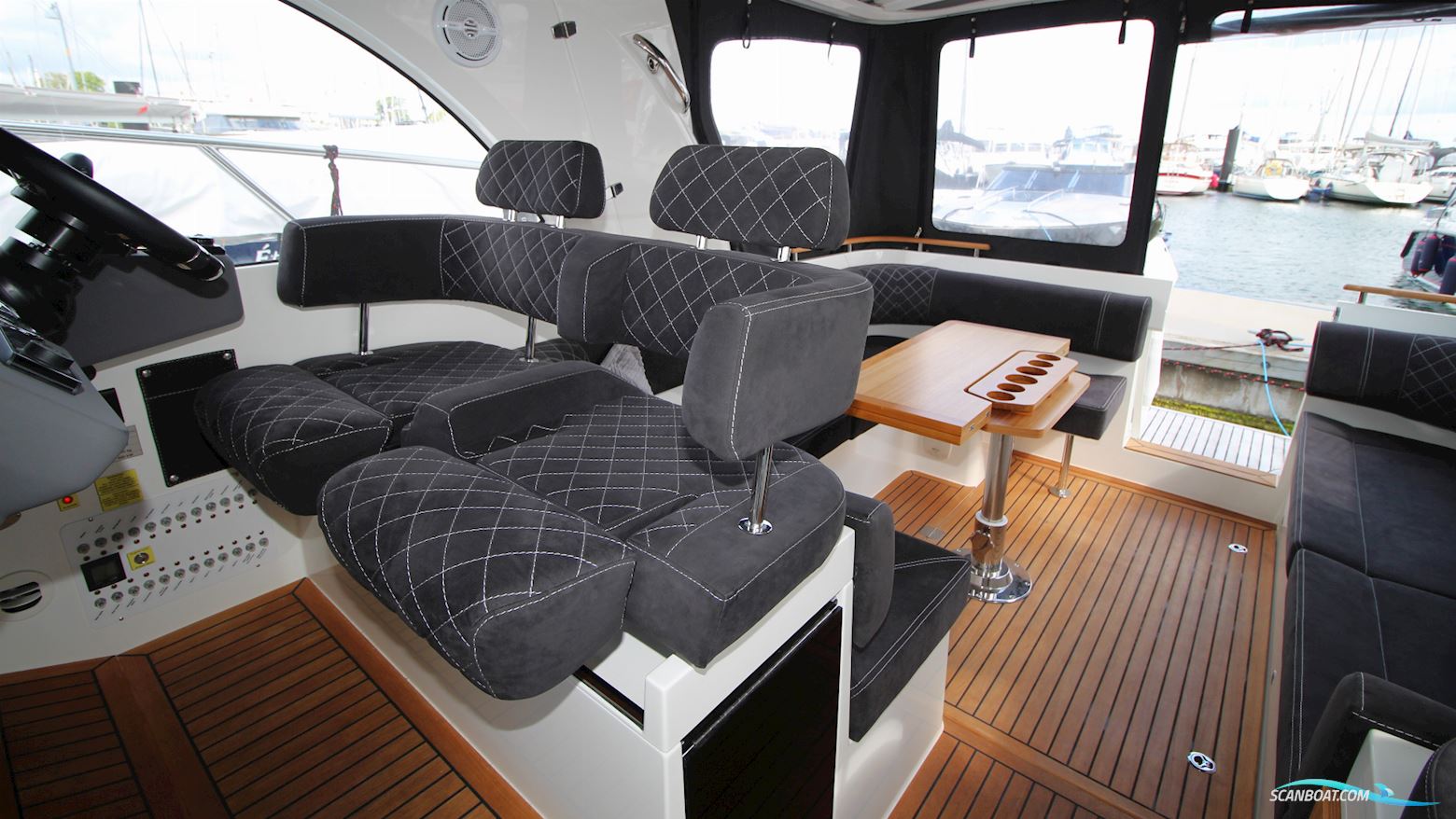 Marex 310 Sun Cruiser