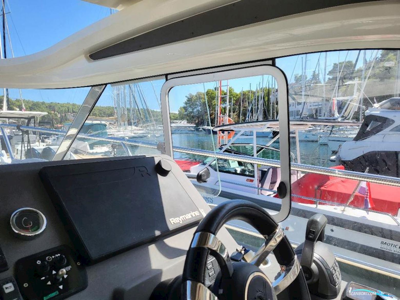 Marex 310 Suncruiser