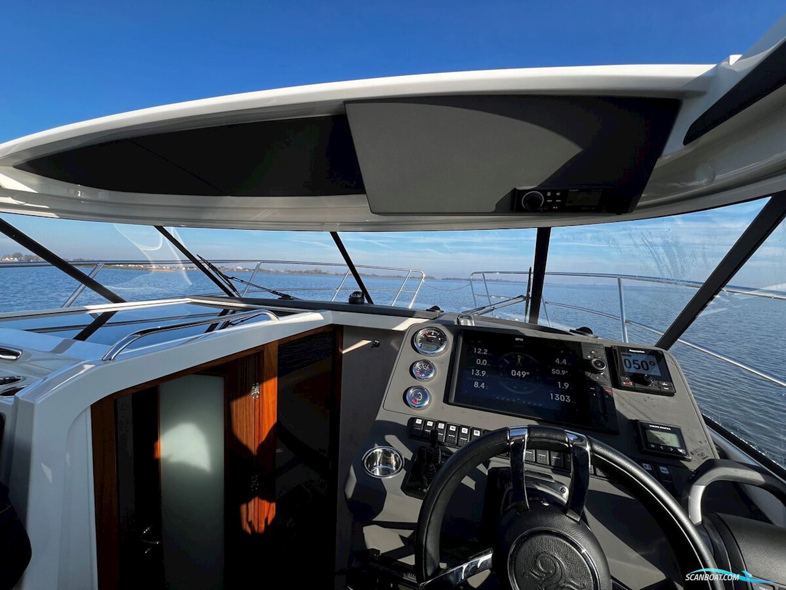 Marex 330 Scandinavia (2024)